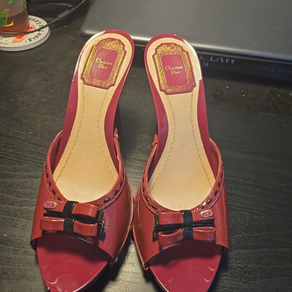 DIOR red heels - Picture 3 of 5